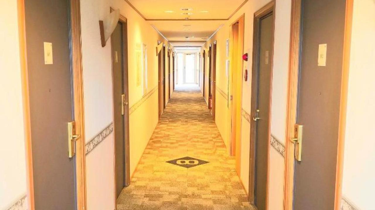 Toyoko Inn Shin-Osaka Chuo-Guchi Shinkan Esterno foto