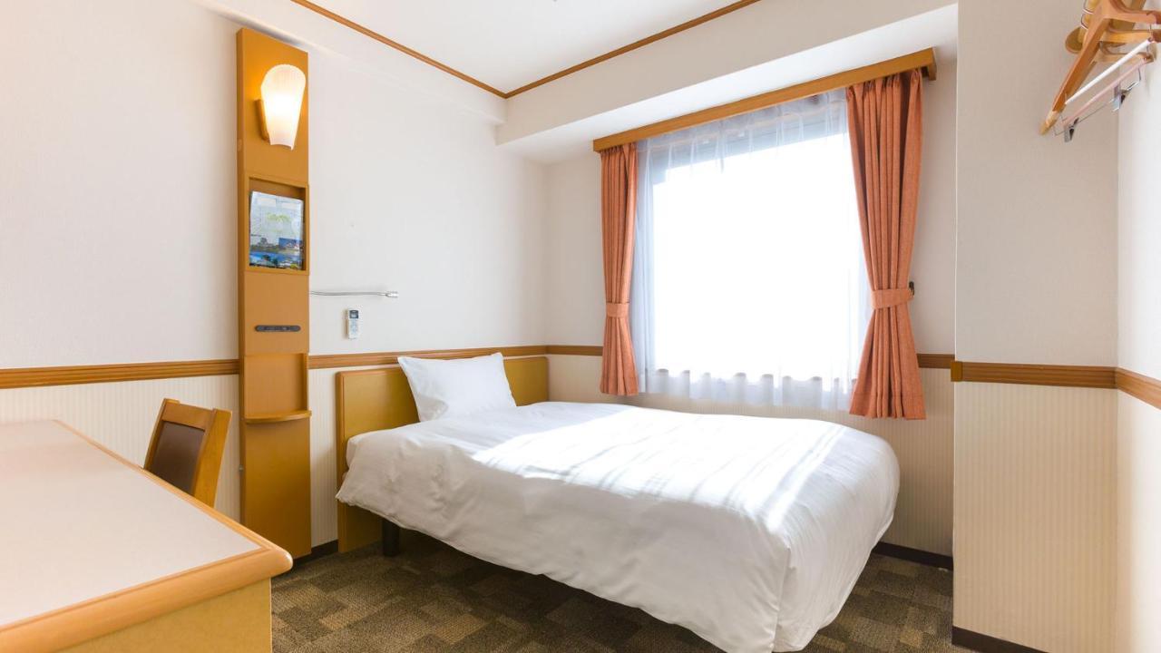 Toyoko Inn Shin-Osaka Chuo-Guchi Shinkan Esterno foto